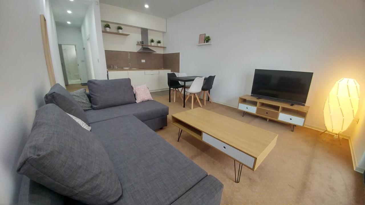 J&J Apartments เบลเกรด ภายนอก รูปภาพ