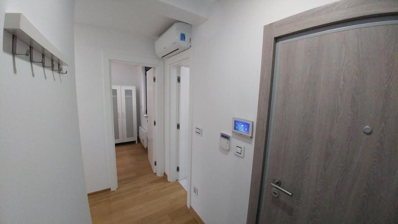 J&J Apartments เบลเกรด ภายนอก รูปภาพ